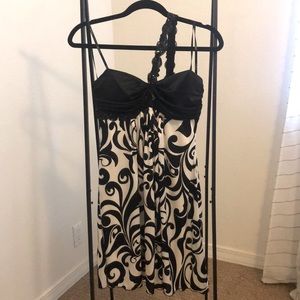 Above the knee black and white 1 shoulder dress